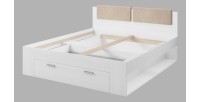 Chambre à coucher FLOYD : Armoire 220cm, Lit 160x200, commode, chevets. Coloris blanc effet bois.