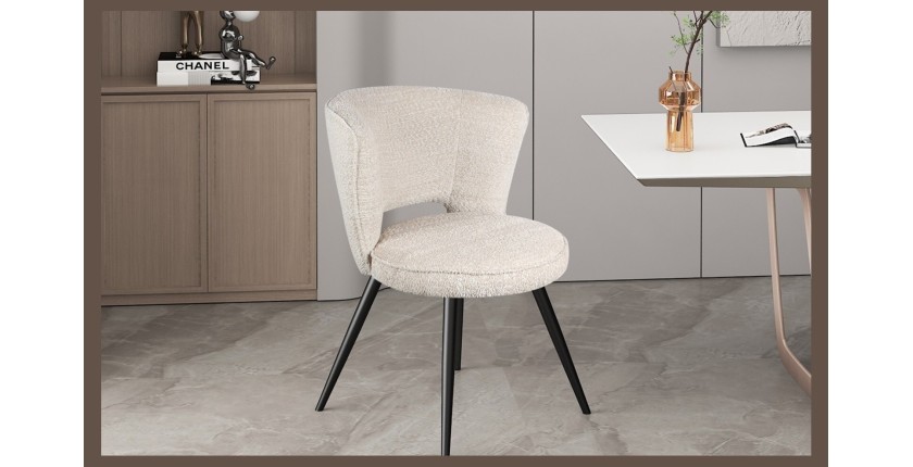 Chaise 'LORI' Bouclé Ecru, dimension H79.5 x L58 x P61, idéal pour votre cuisine ou salle à manger