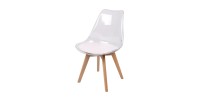 Chaise translucide avec assise en PU blanche et pieds en bois. Idéal pour un salon top tendance!